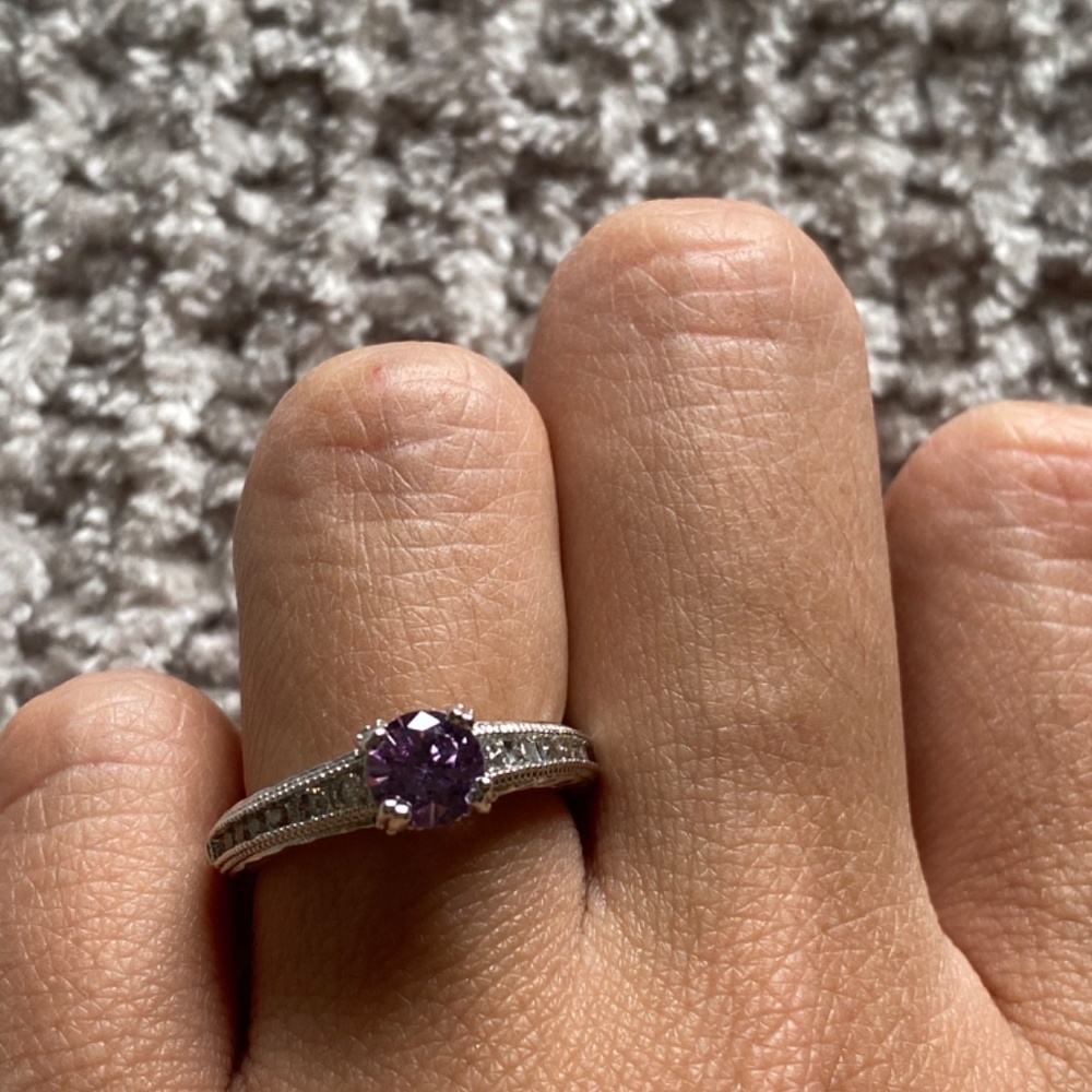 Purple stone ring - Picture 2 of 3